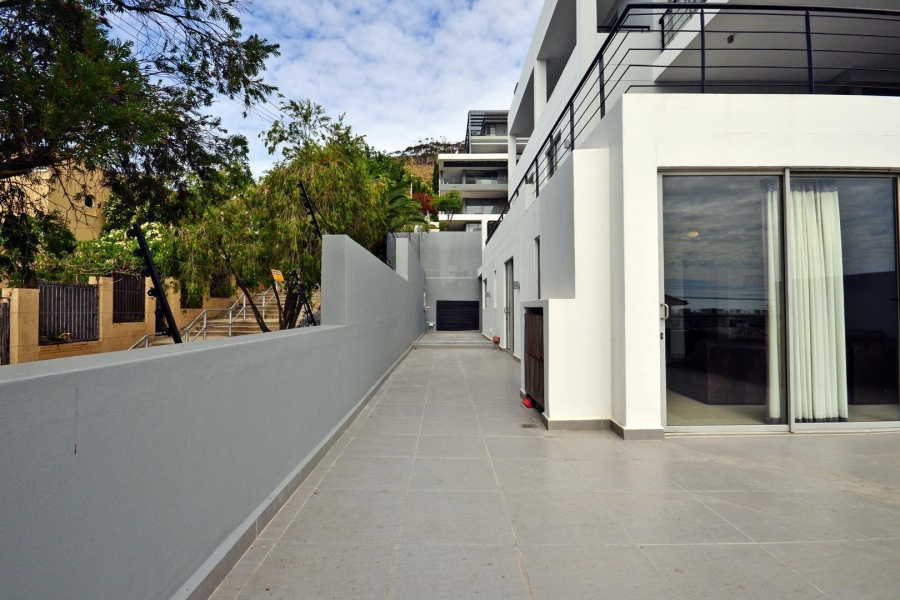 To Let 2 Bedroom Property for Rent in Sea Point Western Cape